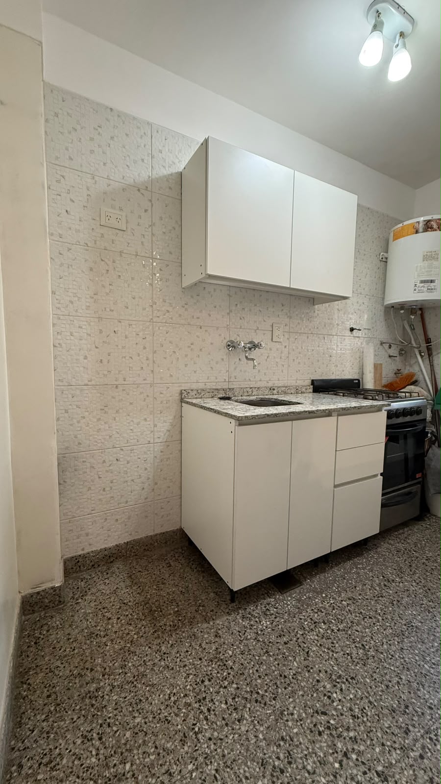 Almagro/ Humahuaca y Av Medrano/ 2 ambientes sin muebles - Imagen 3